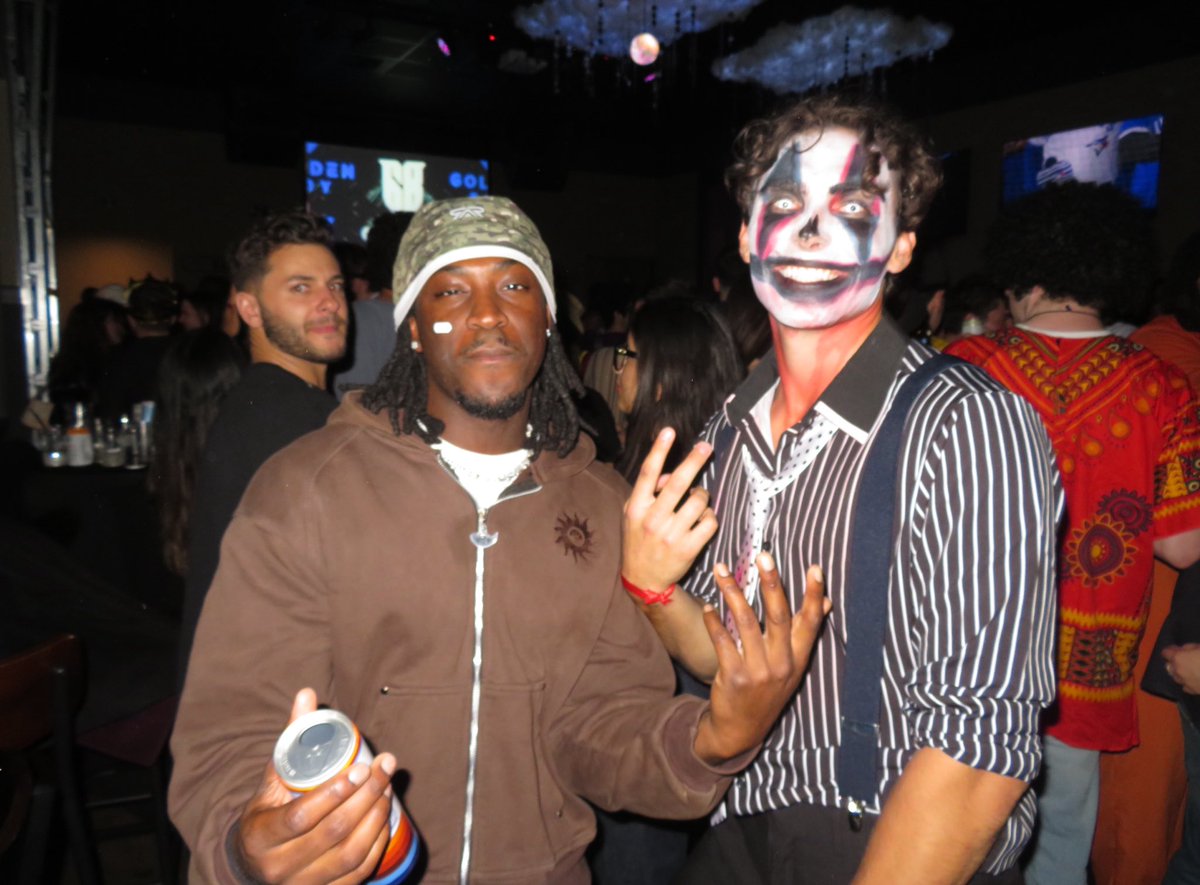 ᗩᒪE᙭ tweet media