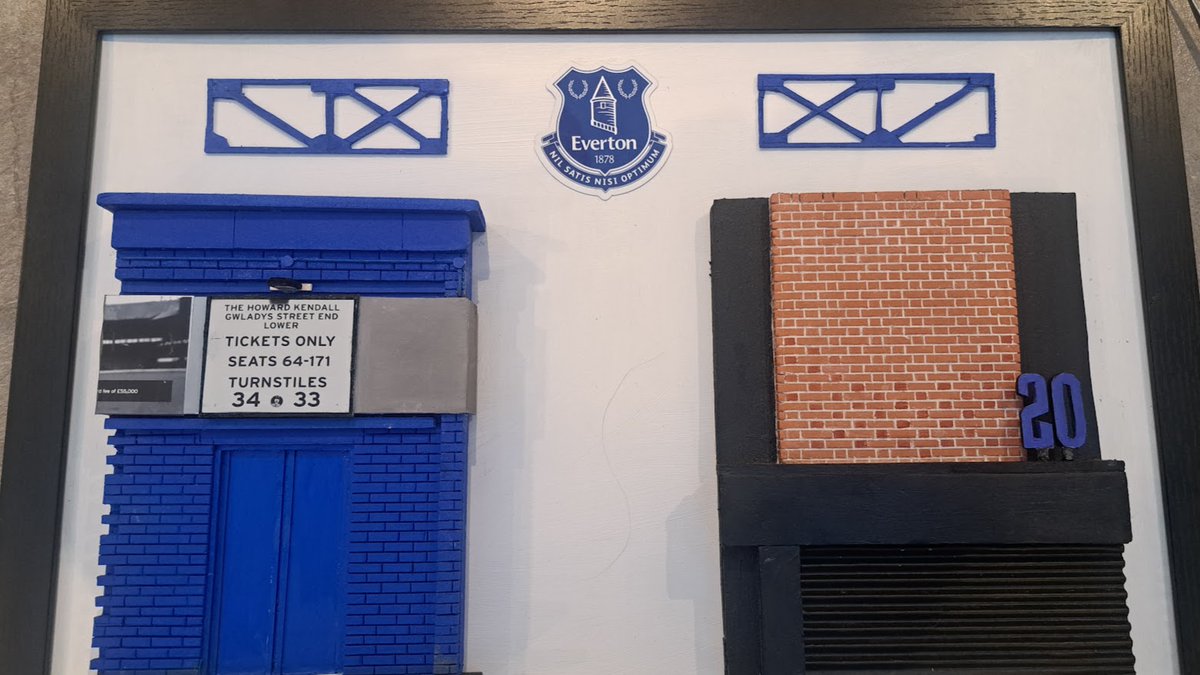modelturnstiles's tweet image. 4 days to go until I draw the winner of this special limited edition Everton 'Our past, present and future' framed model. The winner will be drawn from all whom reposted and follows @modelturnstiles #Everton @ToffeeTVEFC @acrosstheparkpc @bluekippercom @TheToffeeBlues
