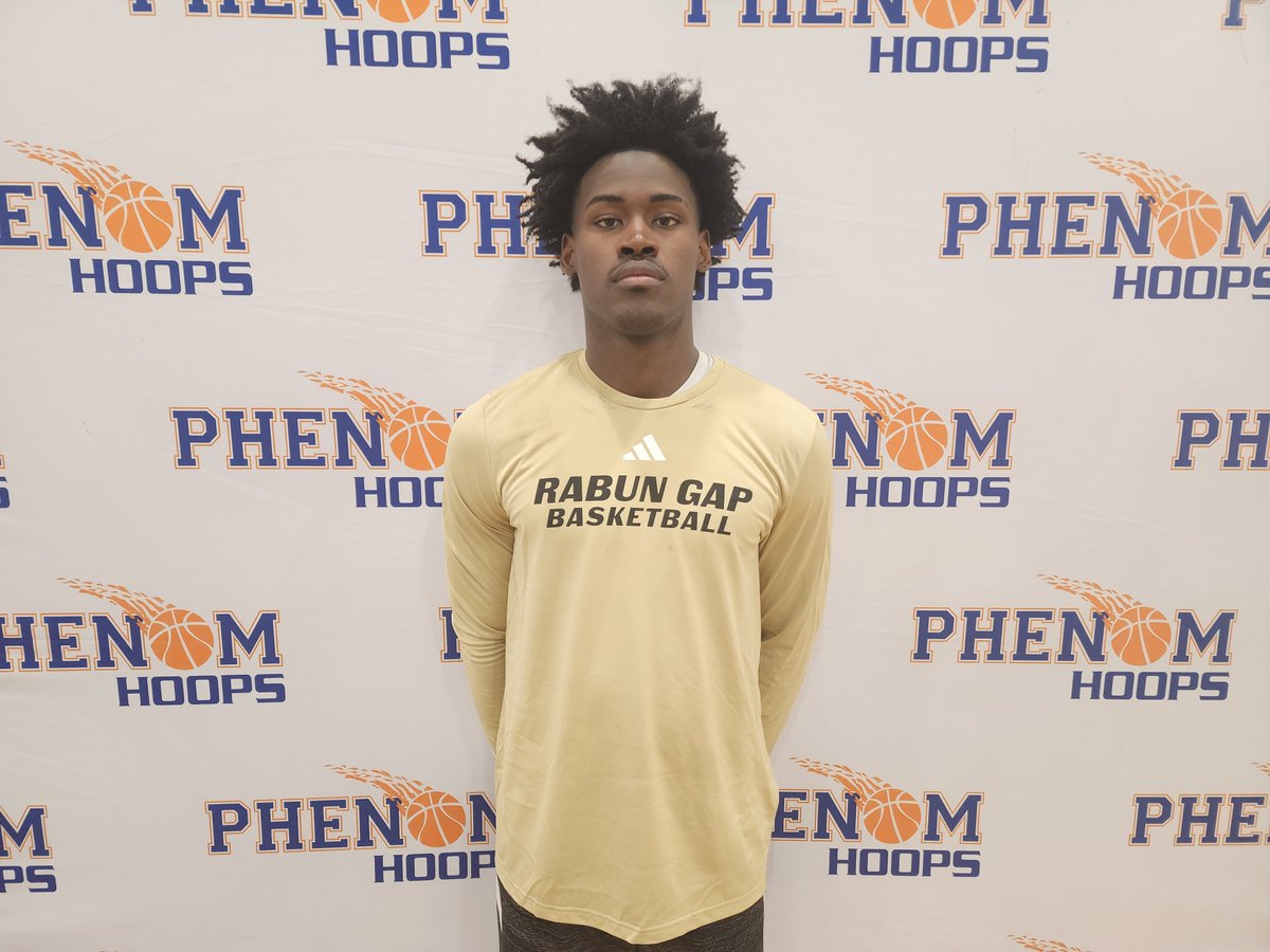 2026 RJ Lacossade (Rabun Gap) is a college-worthy prospect that continues to produce. Game after game, he is able to get downhill, finish through contact, and make tough finishes as well as knock down open shots. #PhenomHSJamboree