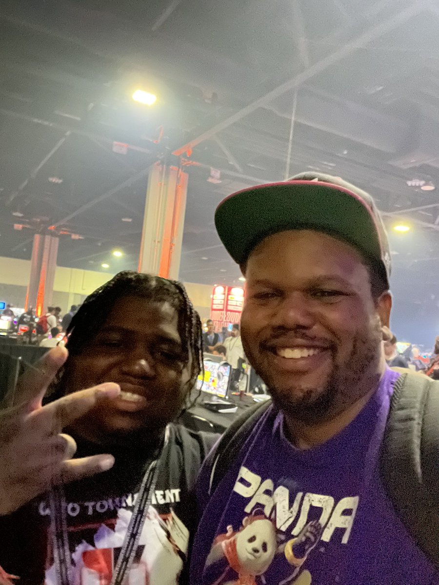 STAXXX wtf does Servbot gotta doooooooooo!!!!!!