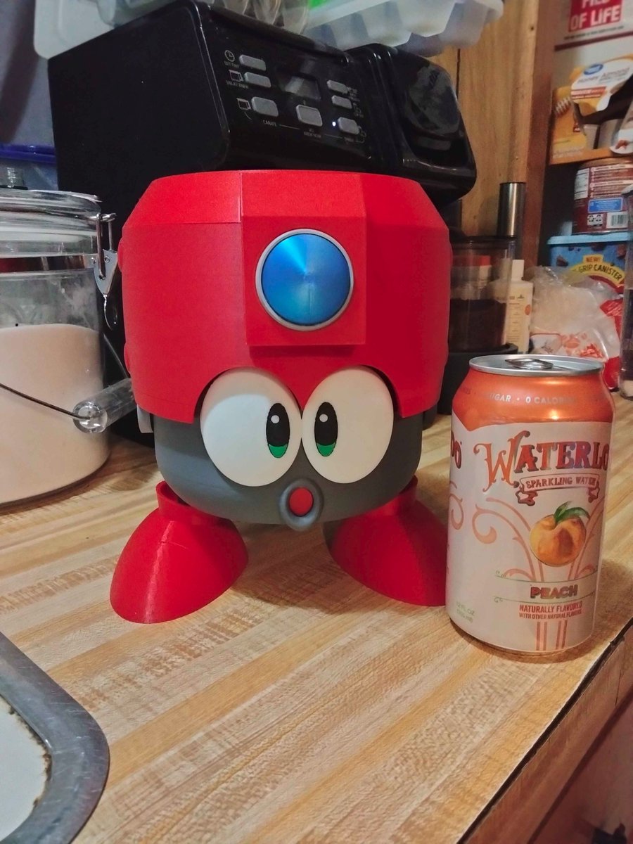 I was not completely idle during my downtime, and I'm glad to announce I have Eddies in stock again!  

Demand for them had died down a bit, so I hadn't really prioritized them for a while, but we'll see what happens with this round of them!

asterisksbots.etsy.com/listing/176104…