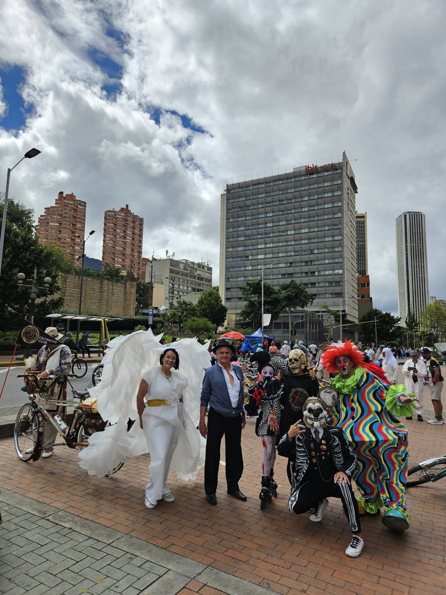 Viajar=Vivir! 🌃🏙️🌄Bogotá! tweet media