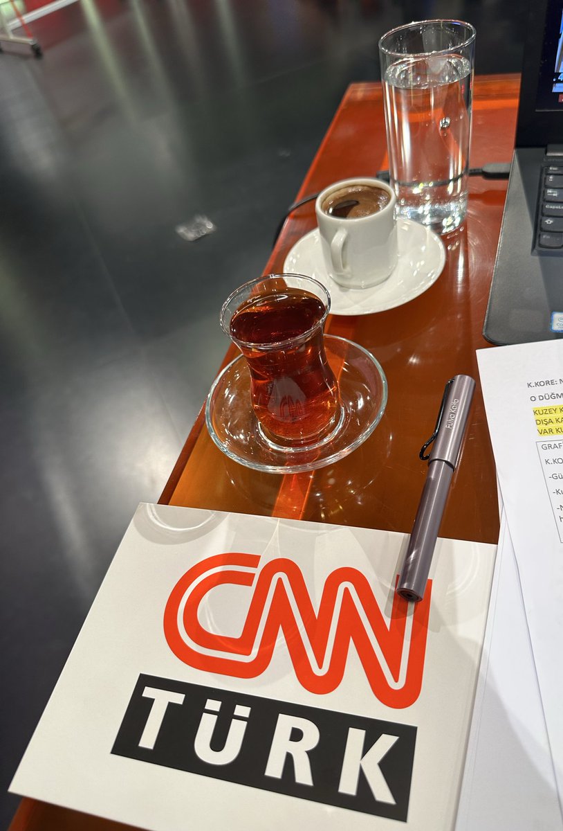 Çaylar, kahveler devam ediyoruz. Haydi gelin🙋‍♀️ #CNNTÜRKMASASI