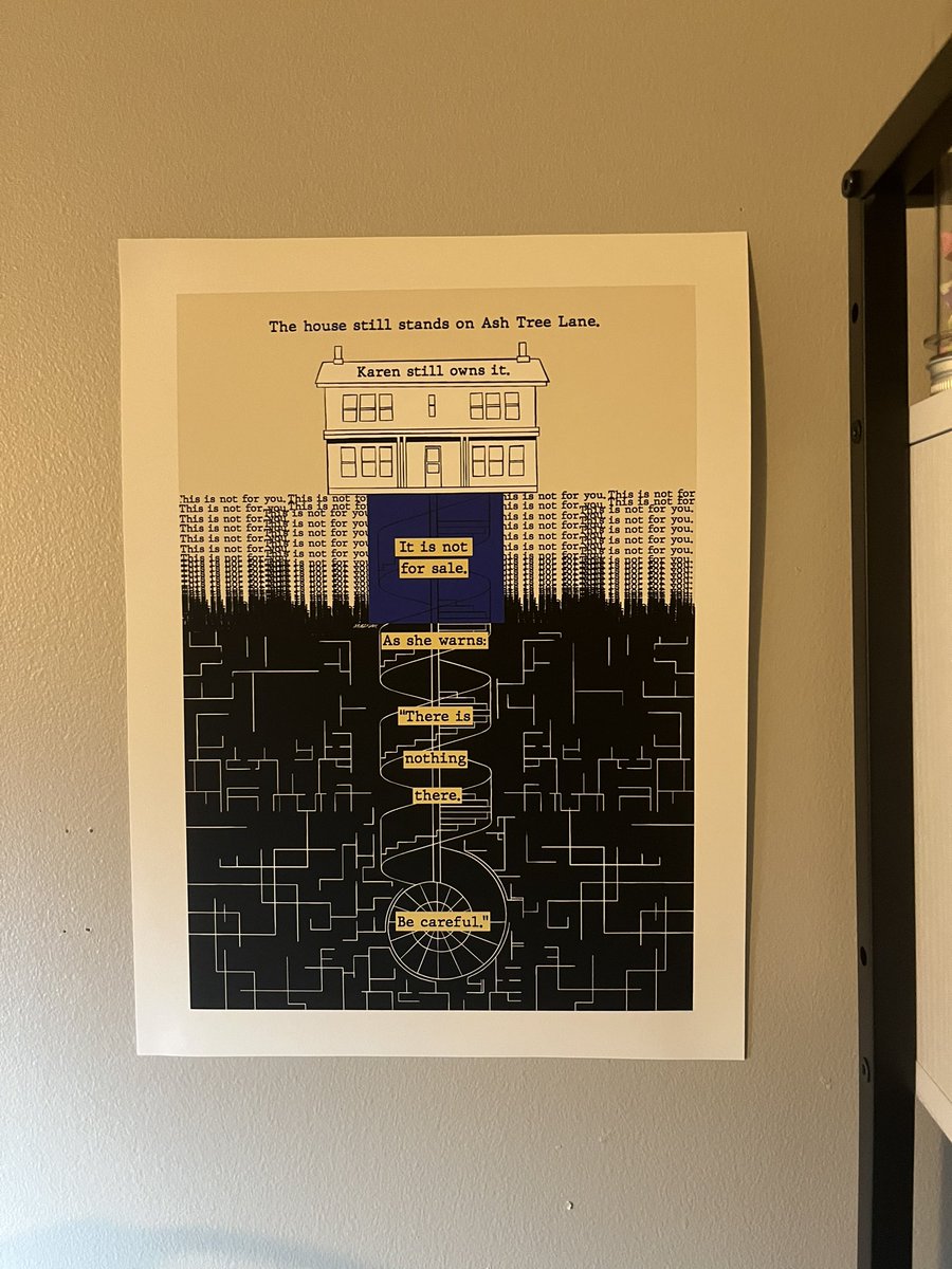 Maxillow's tweet image. My House of Leaves poster by @saucefunk2 arrived! I love it so much, thank you for selling it as a print 🙏