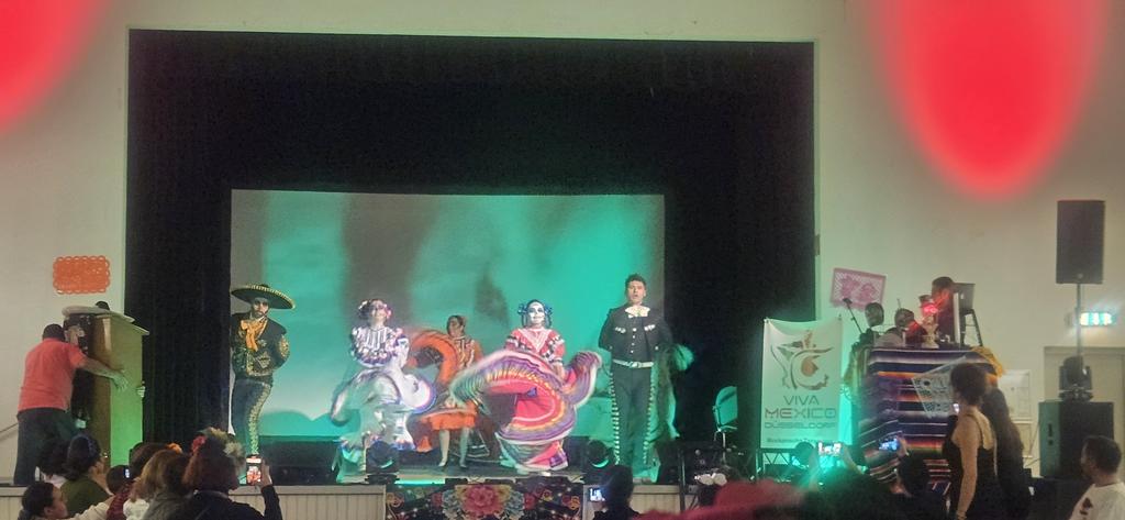 Today #DiaDeMuertos celebrations all around. In #CDMX, #Oaxaca and worldwide. In Germany the <a href="/ConsulMexFrk/">Consulmex Frankfurt</a> hosted a great event <a href="/goetheuni/">Goethe-Universität</a> with tasty tacos, music &amp; dance. 

You can make great tacos &amp; save the world in our #game soon, register for #playtest &amp; #Kickstarter #Steam