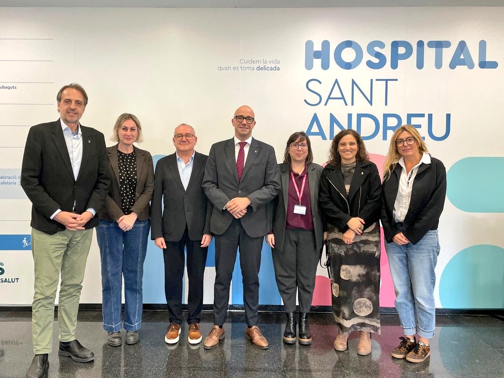 Amb el SG de Drets Socials i Inclusió del <a href="/govern/">Govern de Catalunya</a> de Catalunya, Raúl Moreno, ens hem reunit amb <a href="/StAndreuSalut/">Sant Andreu Salut</a> per compartir indicadors, necessitats del sector sociosanitari, i conèixer els seus propers projectes.

A #Manresa tenim un referent sociosanitari de país.