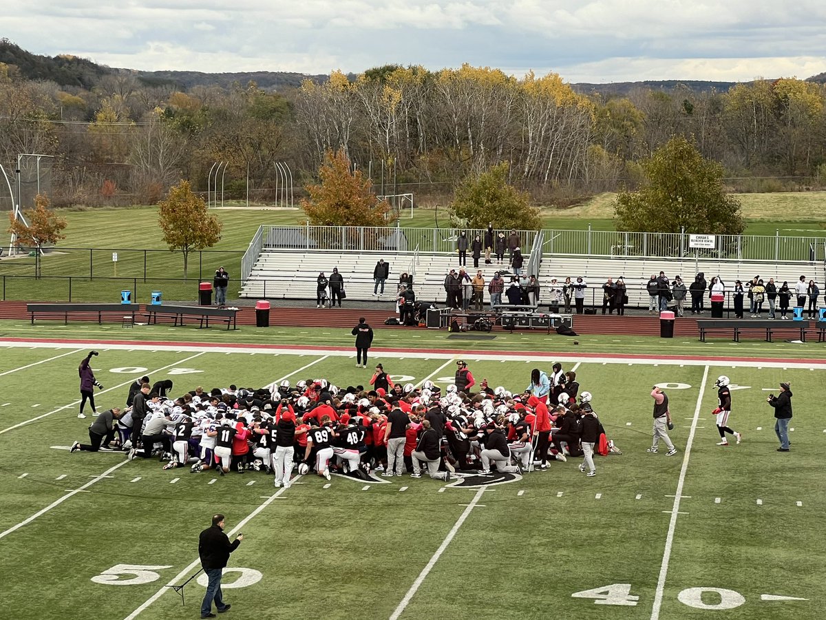 CoachRenta's tweet photo. UWRF vs UWW. Uwrf won after 20+ years. But in the end God is good. https://t.co/NxVGWggzLL