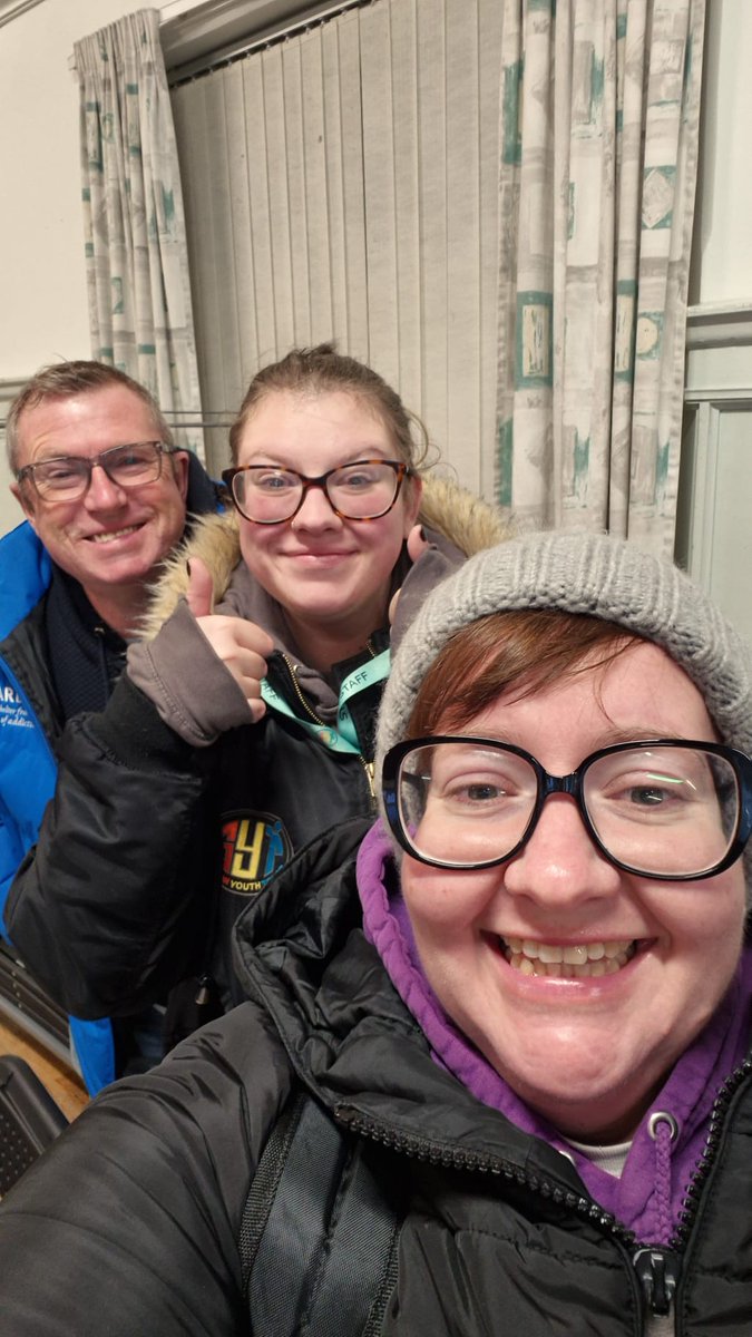 GYT_Lucy's tweet image. Fab wee night for Girvan Fireworks Display 🎆 Great to see community groups come together to supoort the event including Ian fron @HarbourAyrshire 😁 #TeamGYT #DetachedYouthWork #CommunityEvent