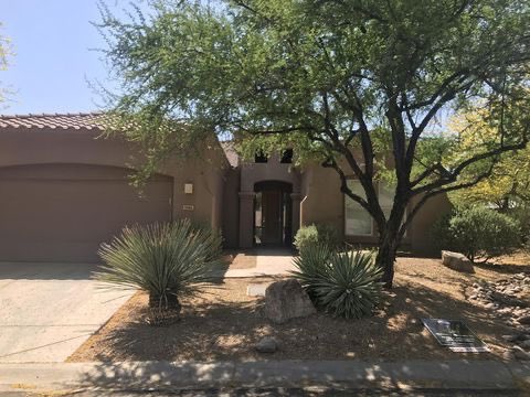 حي سكني في ولاية أريزونا صُمّم بأسلوب يتناغم مع بيئته الصحراوية، باستخدام نباتات محلية وأشجار قليلة الاستهلاك للمياه 🌵

فكرة مميزة تستحق أن نراها في مدننا بالسعودية
من خلال اعتماد كود بيئي لكل مدينة يحدد الأشجار والنباتات الملائمة لبيئتها، لتحقيق زراعة مستدامة

#السعودية_الخضراء