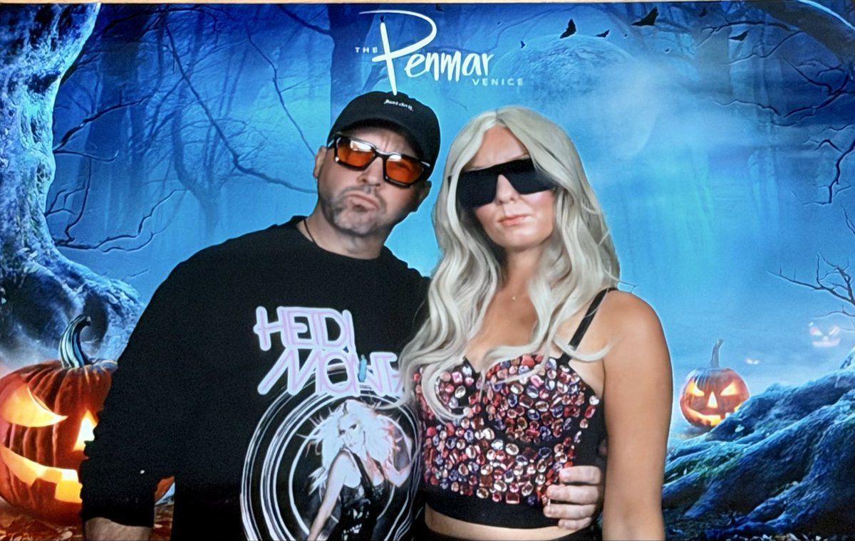 emela_husic's tweet photo. Paying homage to @spencerpratt and @heidimontag this Halloween. Shoutout to the merch from PrattDaddy! https://t.co/eLoIqi4FVe