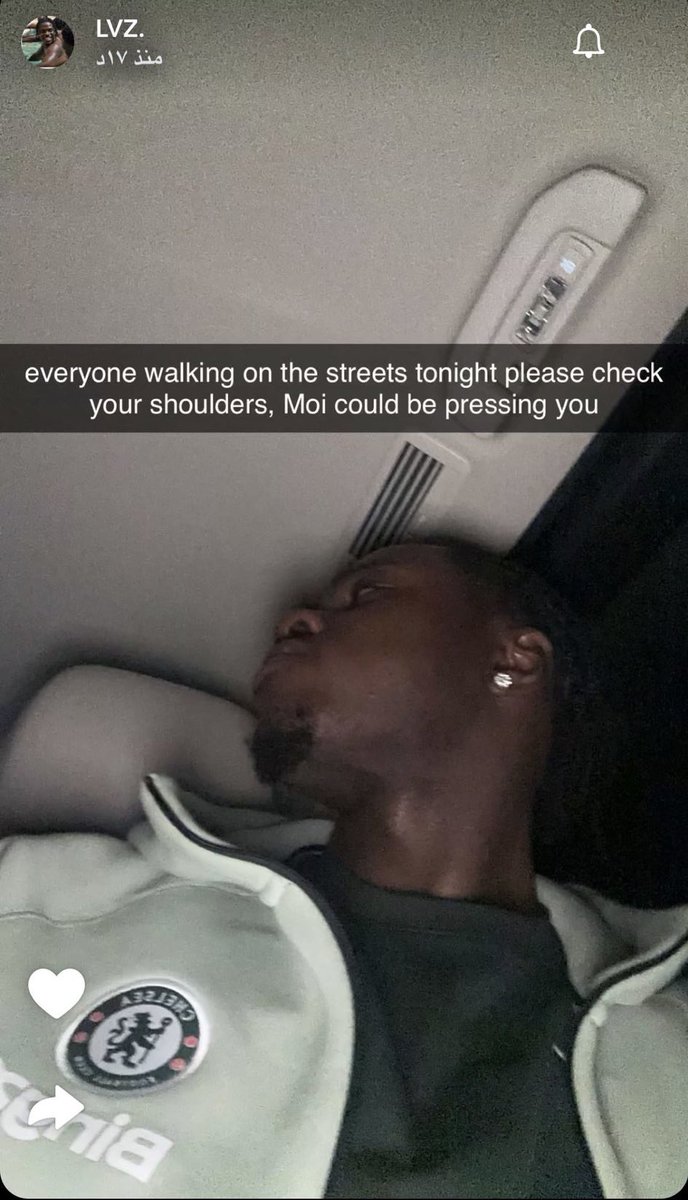 لافيا SC:

"كل من يمشي في الشوارع الليلة، من فضلكم انتبهوا ورائكم، كايسيدو قد يكون يضغط عليكم"