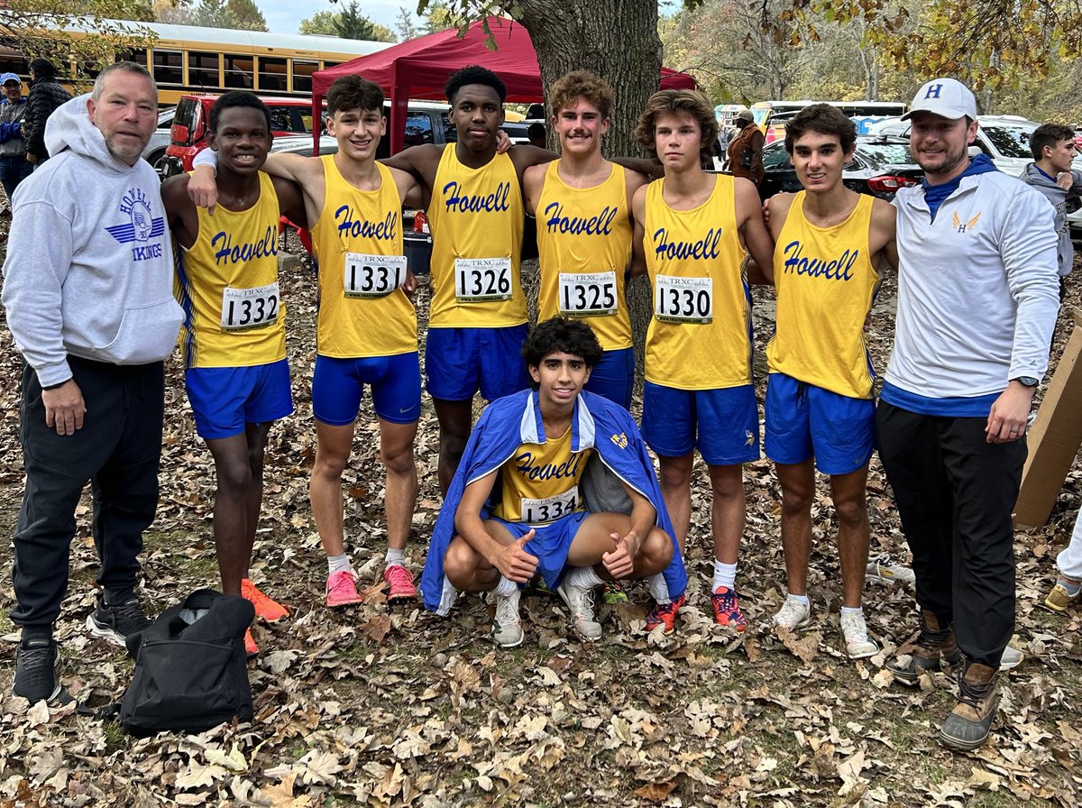 Howell Track & XC tweet media