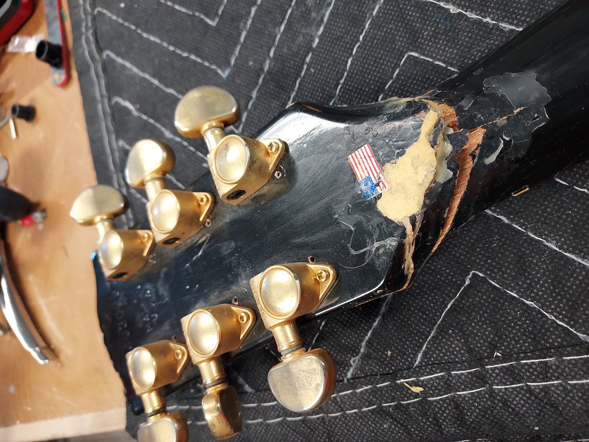 MartinLuthier ⚔🏴🎸🔫🚁🤸♂️ tweet media