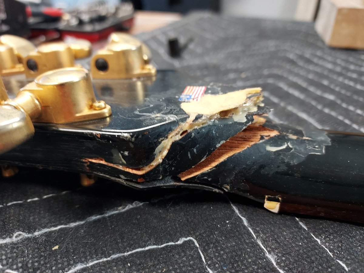 MartinLuthier ⚔🏴🎸🔫🚁🤸♂️ tweet media