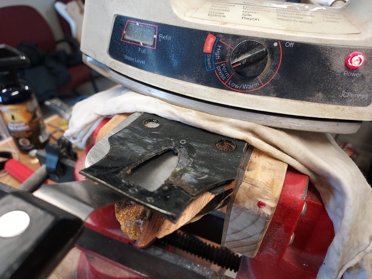 MartinLuthier ⚔🏴🎸🔫🚁🤸♂️ tweet media