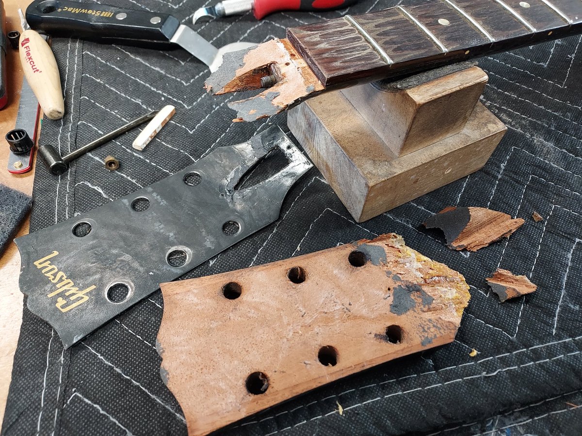 MartinLuthier ⚔🏴🎸🔫🚁🤸♂️ tweet media