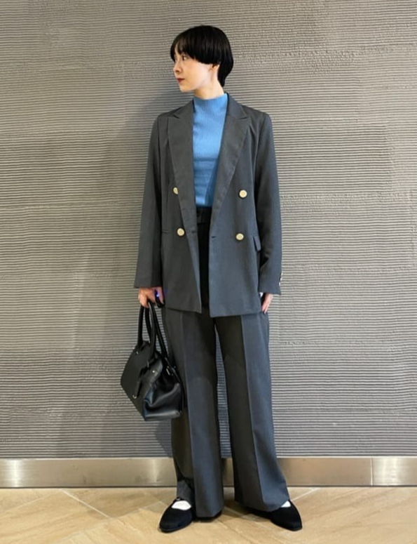 オンラインストアにて、スタッフスタイリングを随時更新中