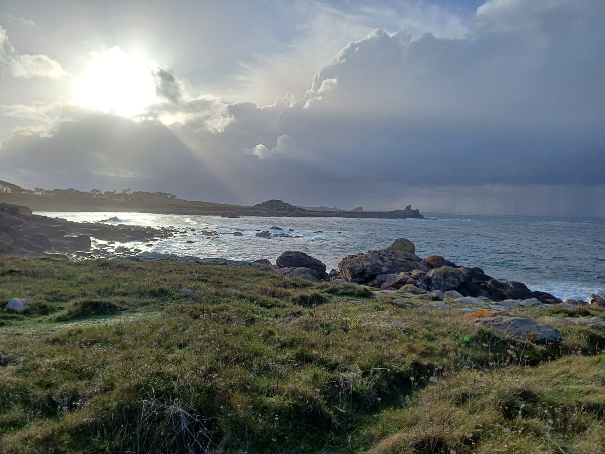 Samedi 1er novembre, Porspoder, soleil avant averse...#bretagne #Finistère