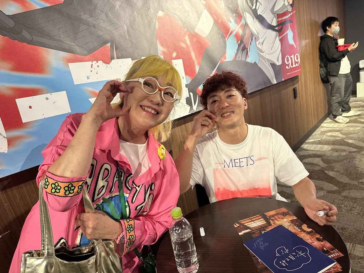 今日は私の出産記念日😍そして大ちゃん誕生日おめでとう。お互いジューシーにハッピーに過ごそうね🥩 #ミーツザワールド #だからなんだって話