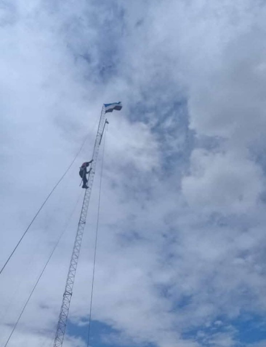Siempre la bandera en alto, la camiseta puesta y alentando como toda la vida. Mañana cueste lo que cueste antoniano querido.