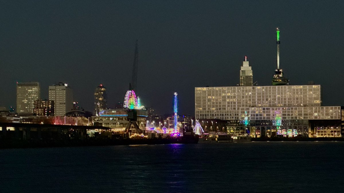 ArieJanVT's tweet image. #Rotterdam #vanbrienenoordbrug #kermis