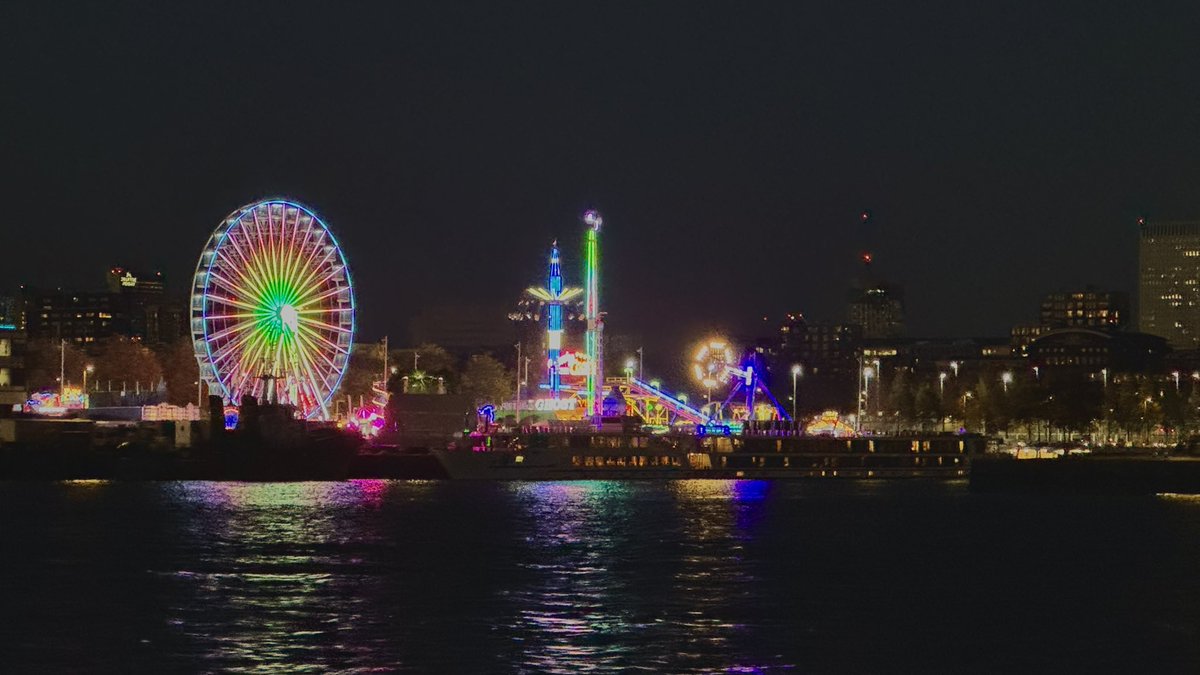 ArieJanVT's tweet image. #Rotterdam #vanbrienenoordbrug #kermis