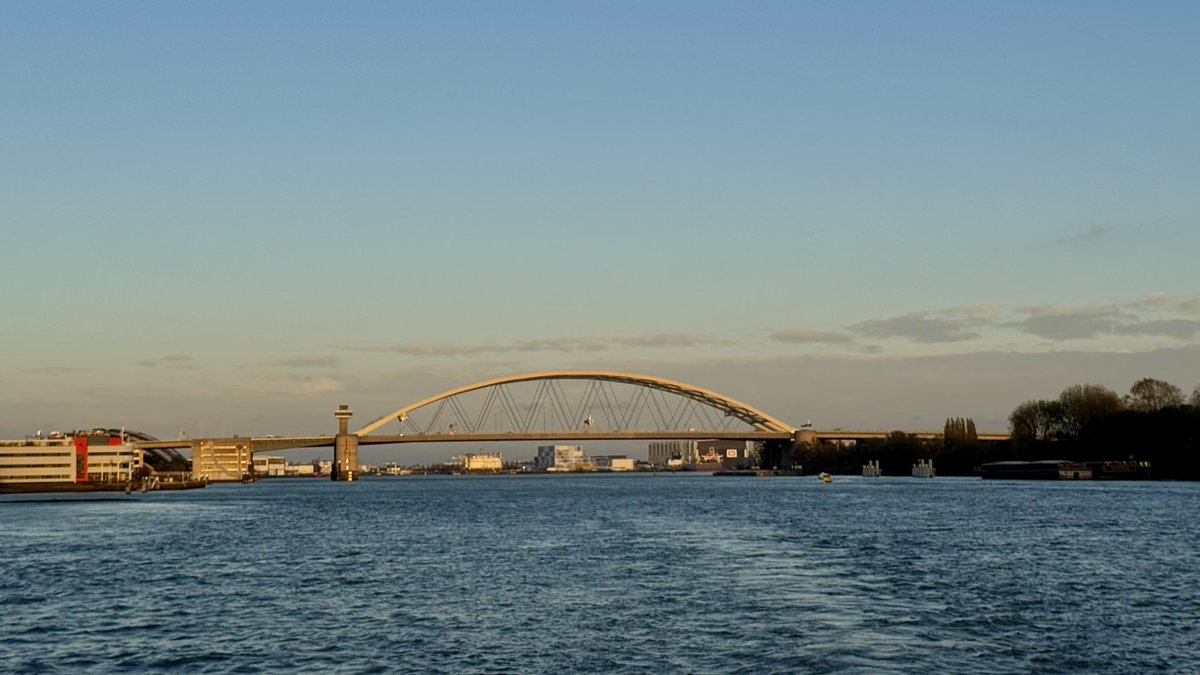 ArieJanVT's tweet image. #Rotterdam #vanbrienenoordbrug #kermis