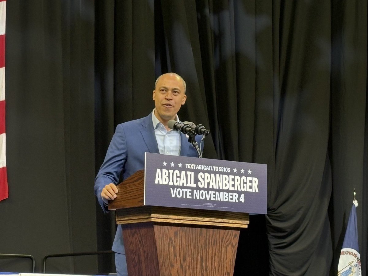 GlennYoungkin's tweet image. “2 bullets in the head of our former Speaker, watch his children die in their mother’s arms, killing a few cops”…these are the values Abigail Spanberger, Barack Obama, and the entire Democrat establishment fully embraced today as they campaigned with their demented AG candidate,…