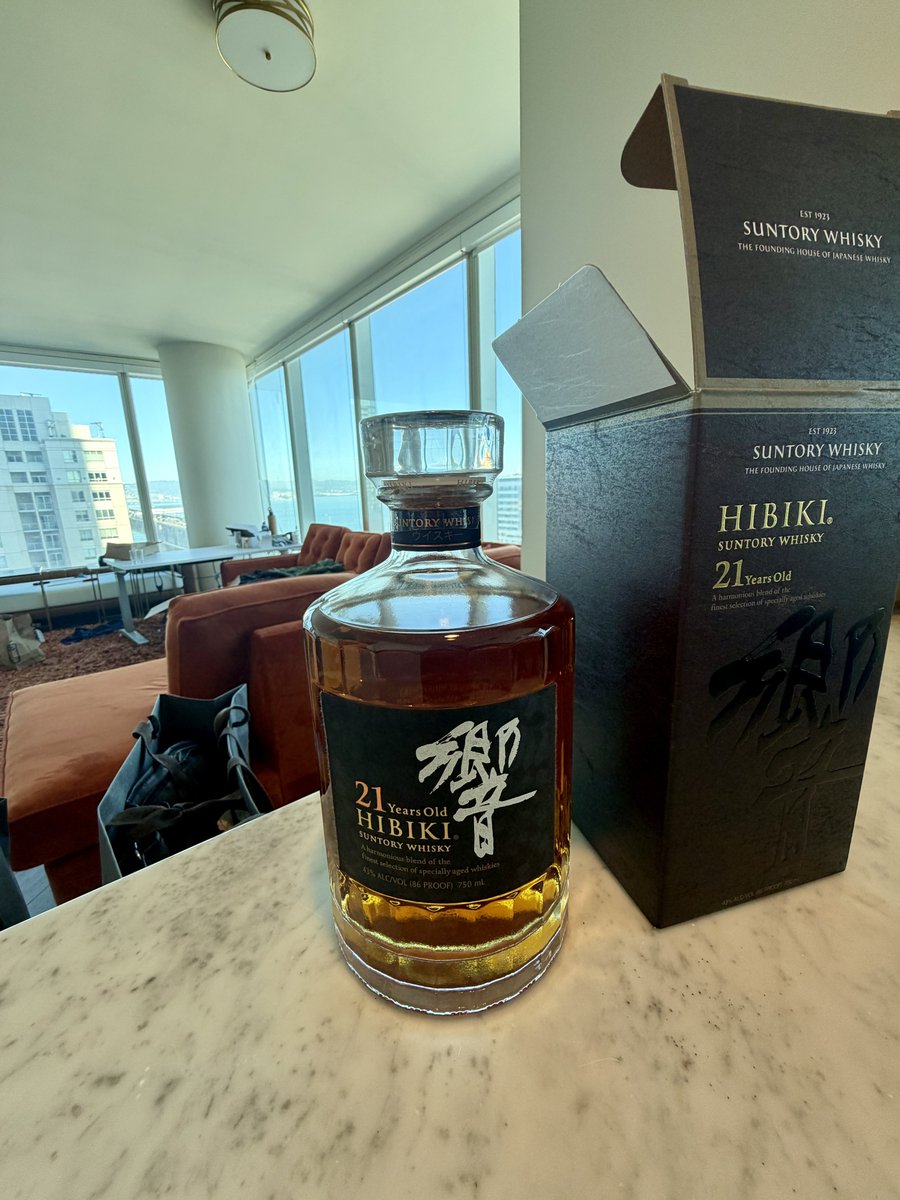 Bought some Hibiki 21’

I think <a href="/Jason______A/">Jason Applebaum</a> would approve 🥃