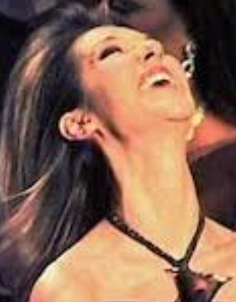 Celine "the giraffe" Dion 👀