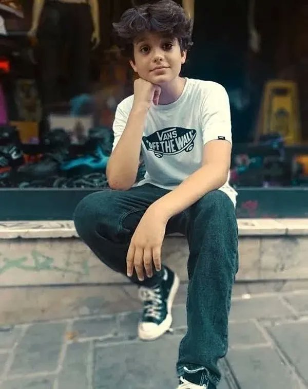 Bu insanlara ne yaşattılar kimse anlamıyor herhalde 14 yaşında bir cocugu boş mezara koydular masum yavrucak hayattan kopardılar suçsuz günahsız tertemiz #MattiaAhmetMinguzzi