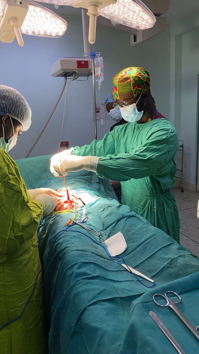 doctorshadess's tweet image. Living vs theatre