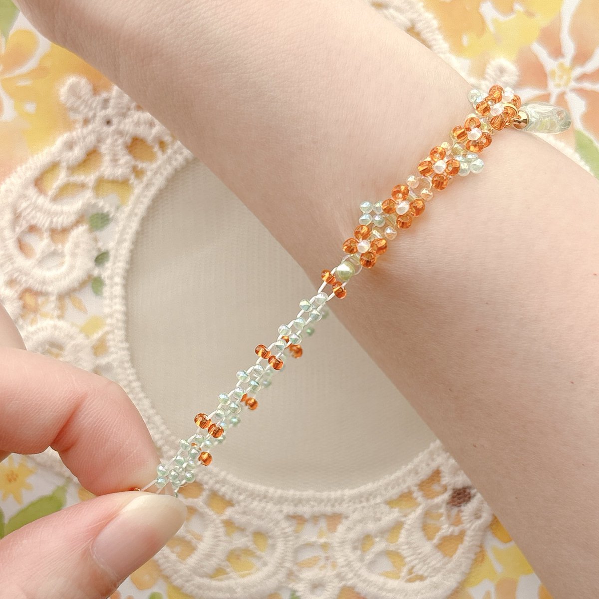 n_a_m_u_76's tweet image. 金木犀🏵️🧡

orange🧡×green💚

#Namu #handmade #beads #seaglass #金木犀