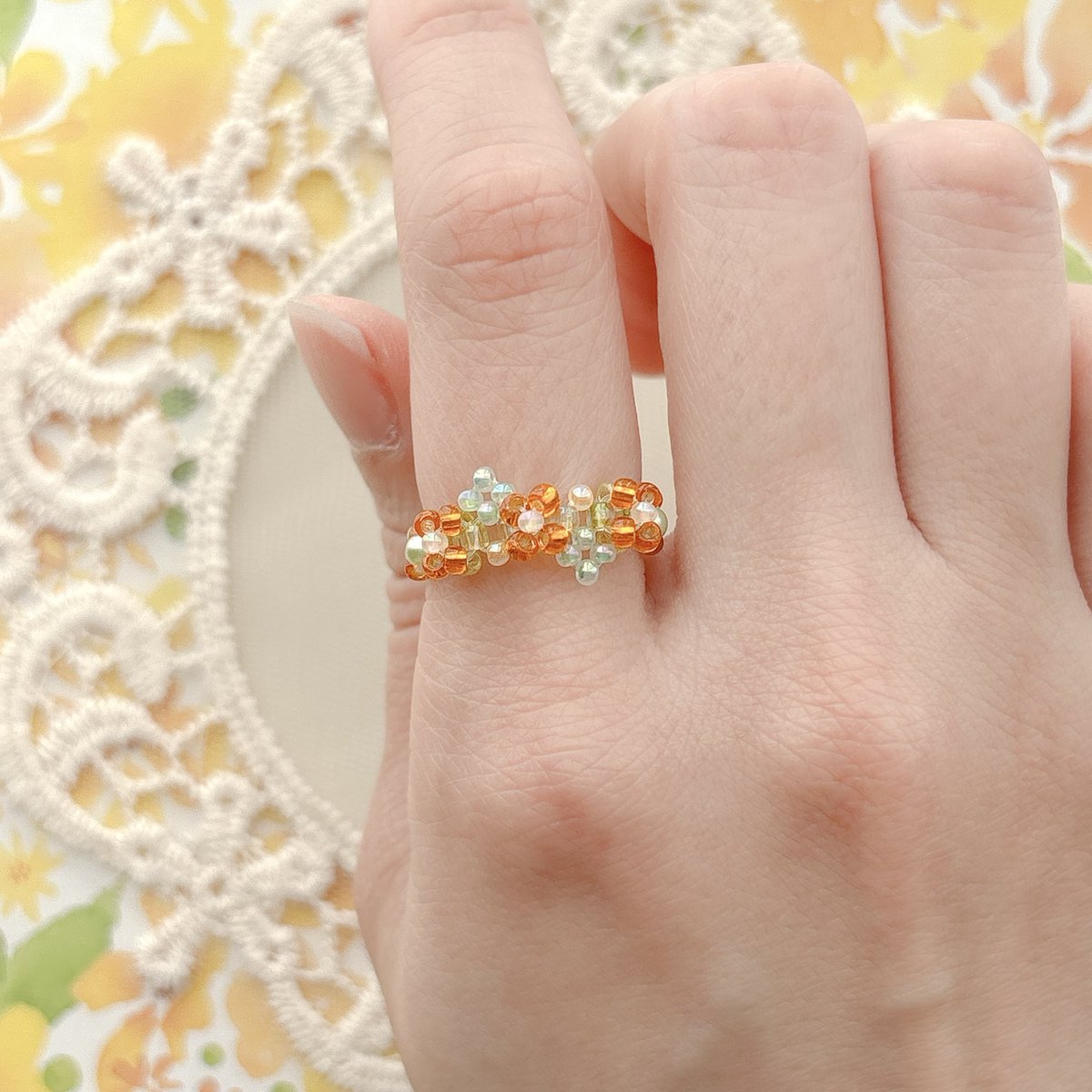 n_a_m_u_76's tweet image. 金木犀🏵️🧡

orange🧡×green💚

#Namu #handmade #beads #seaglass #金木犀