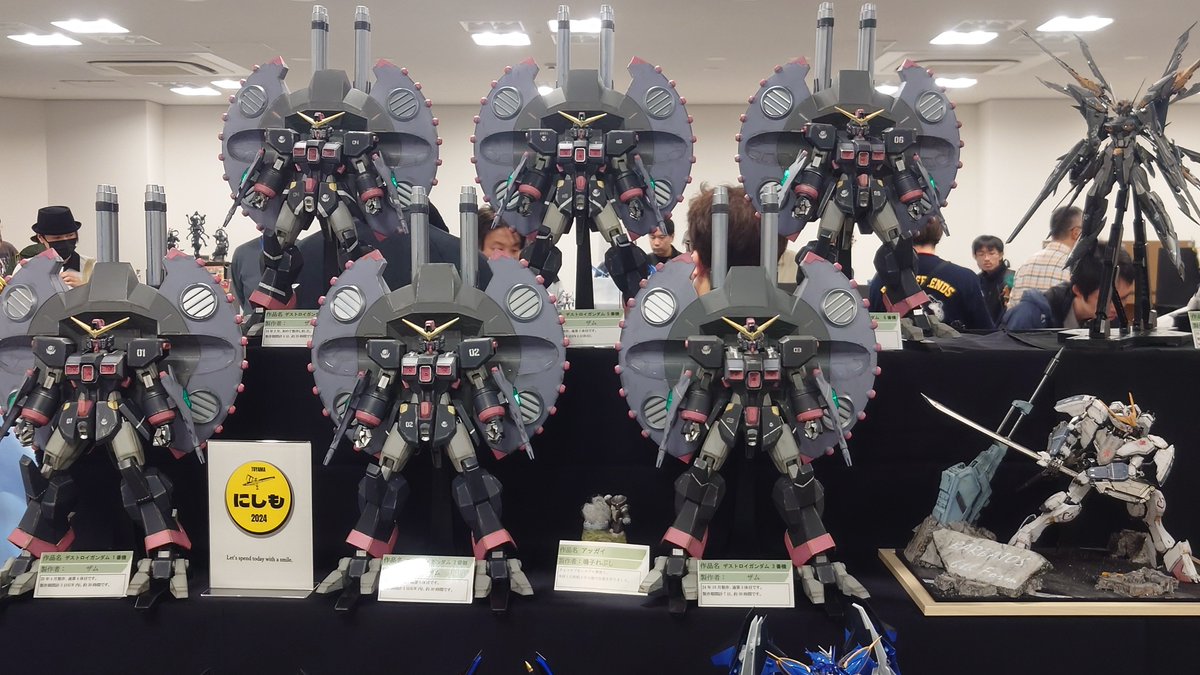 隠れアッガイあり〼