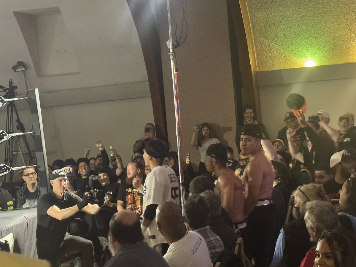 WCProOfficial's tweet image. Los SuaveCitos vs. The Young Dead opening “How The Was Won”

Watch “How The West Was Won” live on YouTube ⬇️⬇️⬇️

youtube.com/live/rzixSDopx…