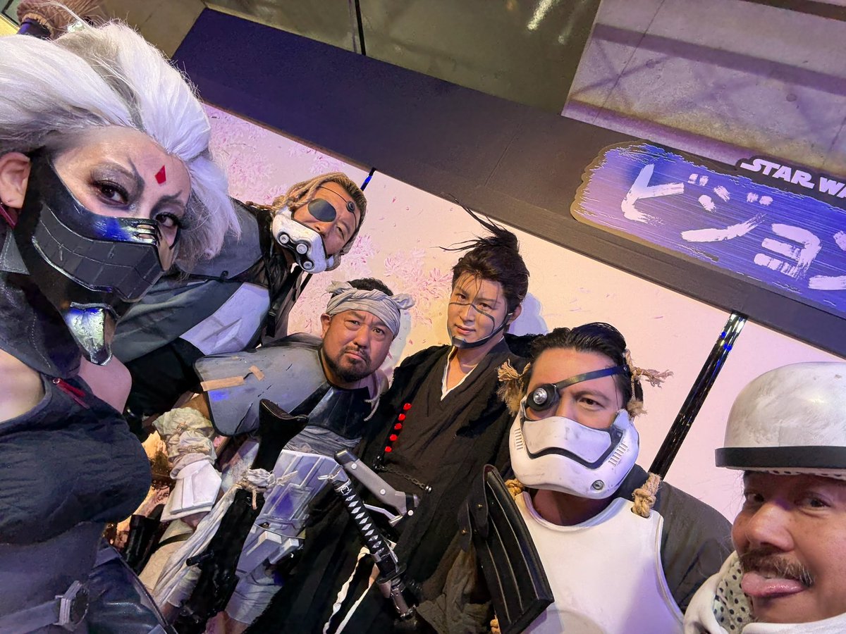 今日もビジョンズ ポップアップイベントにいます！

@サナギ新宿
11:00〜18:00
▪️トークステージ
15:00  彷徨う者たち
キネマシトラス／垪和等監督
16:00 The Ninth Jedi Child of Hope
Production I.G／塩谷直義監督

貴重な機会なのでぜひ！
#StarWarsVisions
#スターウォーズビジョンズ