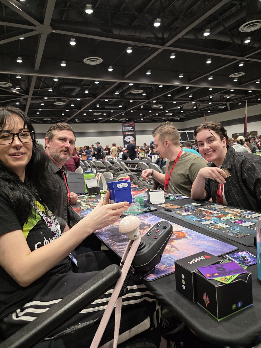 I'm exhausted but having a blast at #ldxptacoma2025 thank you <a href="/LaughingMtg/">Laughing Dragon MTG</a>

#mtg #magicthegathering #mtgcommander #phyrexianhannah #mtgtwitch