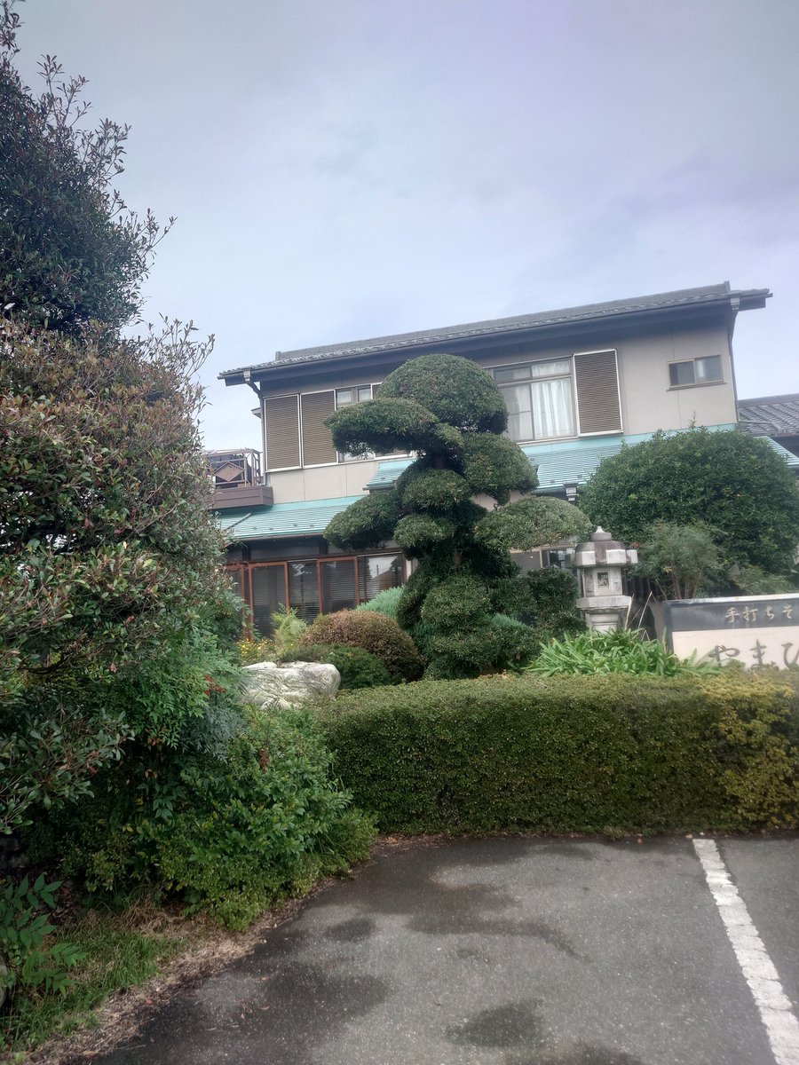 yamabiko1208's tweet image. 開店。
本日２１時迄営業。よろしくお願いいたします🙇
#やまびこ　#越谷レイクタウン　#麦塚やまびこ　#手打ちそば　#草加　#八潮　#吉川　#レストラン　#そば　#田舎そば　
#越谷　#麦塚　#手打ちそば　#蕎麦　#うどん　#天丼　#かつ丼　#天ぷら　#舞茸天ぷら　#まいたけ
#まいたけ天ぷら　#舞茸