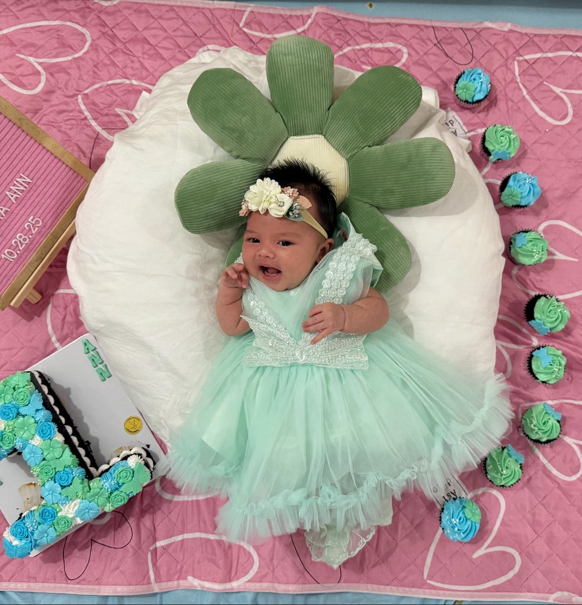 Defiladefire's tweet image. One month old