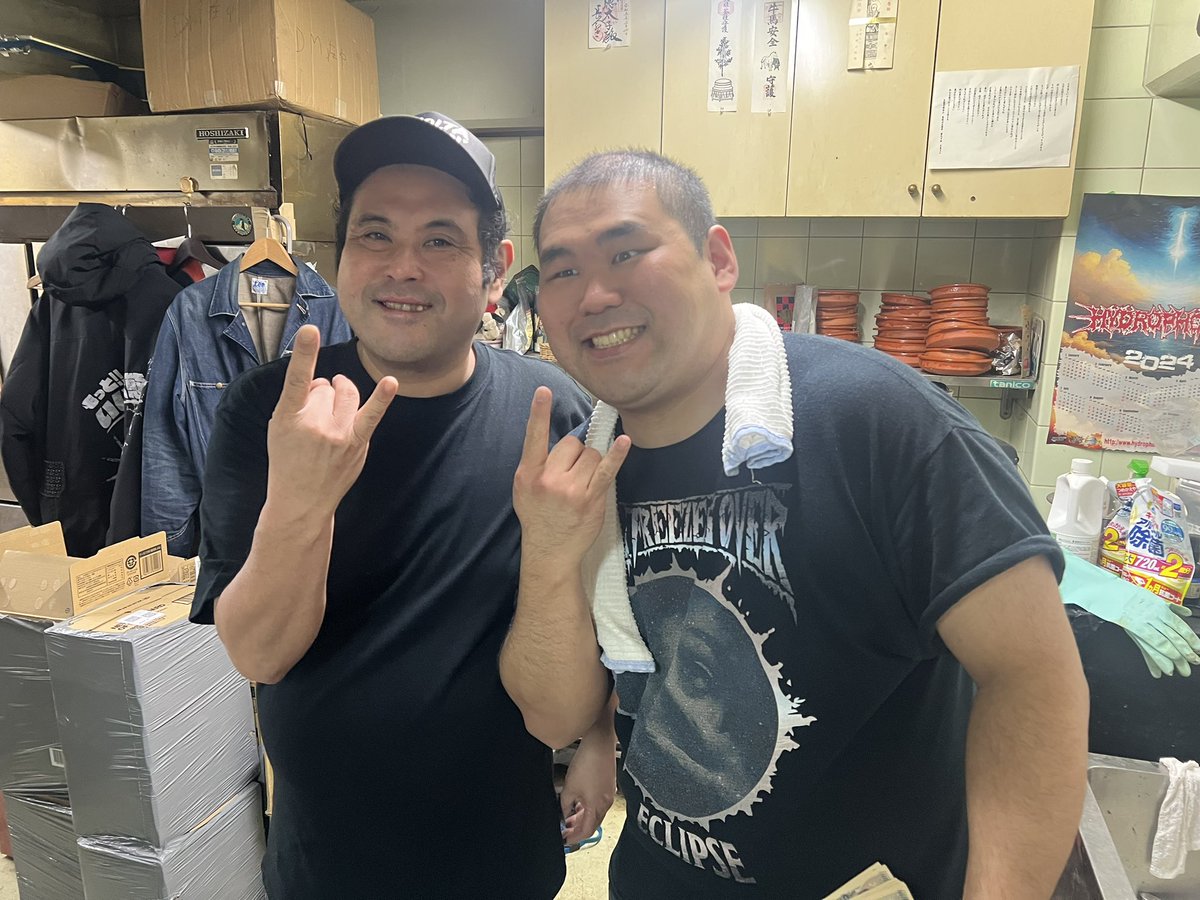 yokohama_puente's tweet image. 熱いたけちゃん企画！
今回も楽しく素晴らしかったです！
企画前からの密なやり取り、情熱
全てにおいてリスペクトです！
ありがとうございました！

【Noisy Music Festival vol.4】

XELESIAH
逃した魚
SHiTT
Solve et Coagula
Desolate Sphere