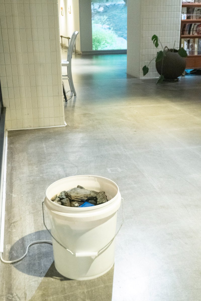 【GALLERY 9.5】企画展「旅する練習のための練習」
uds-hotels.com/anteroom/kyoto…

ご好評につき、会期を延長いたしました。
11月9日（日）が最終日となります。
まだお越しでない方も、ぜひこの機会に足をお運びください。

#旅する練習のための練習展