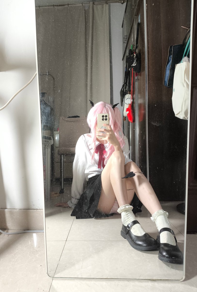 猜猜咱是什么鬼
#伪娘