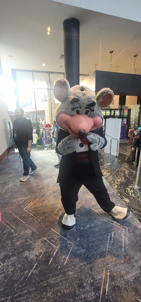 MikeCovers's tweet image. More great cosplay at @DerpyCon 

#derpycon