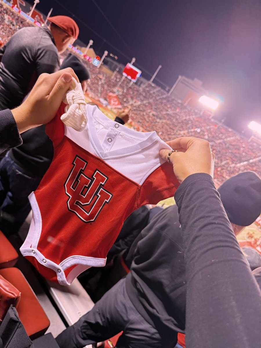 Andrew Crane tweet media