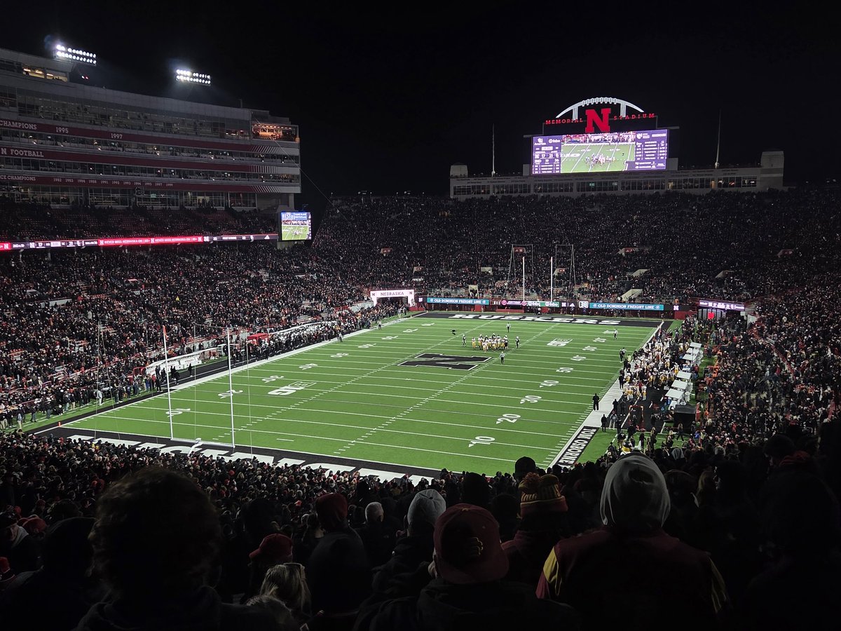Victory formation! ✌️