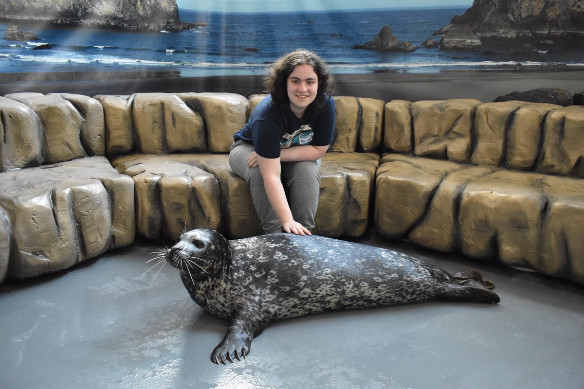 fibsh420's tweet photo. Sorry for such long inactivity, but I went to the Georgia aquarium today, and did both the seal and sea lion encounters! (I think that’s what they’re called!) The second two are me with my dad https://t.co/ogcszyl9lZ