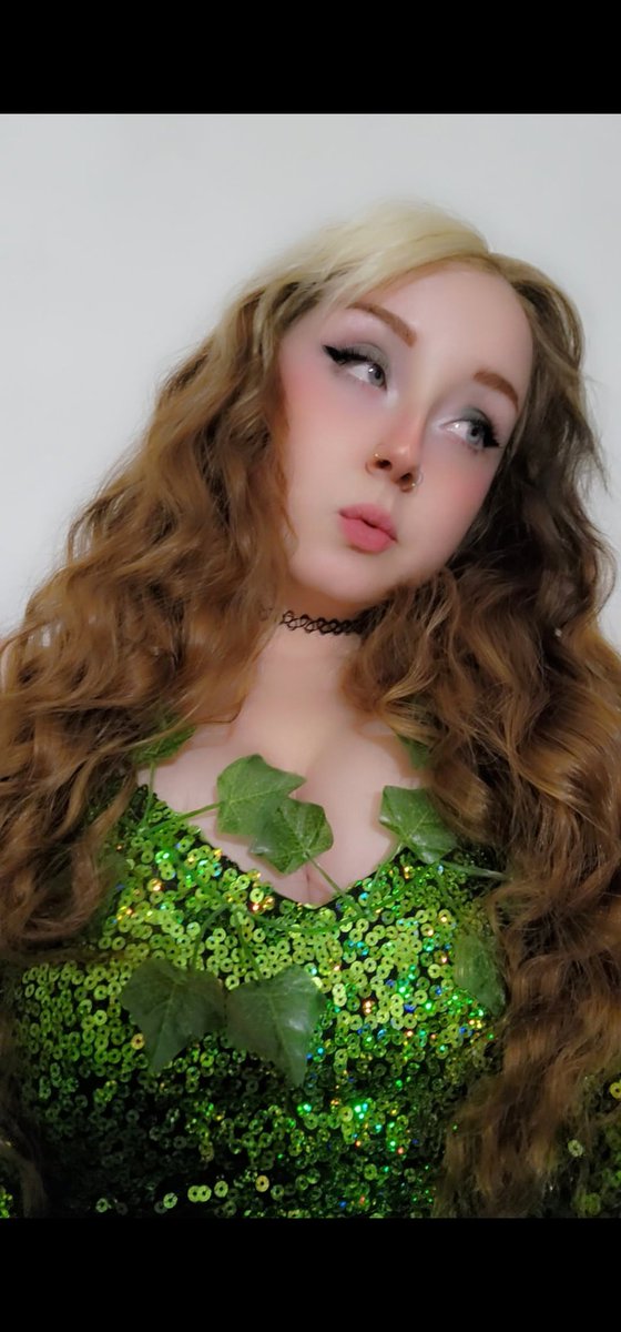 NotQuiteBeck's tweet image. Marvel or DC? 🤔😘