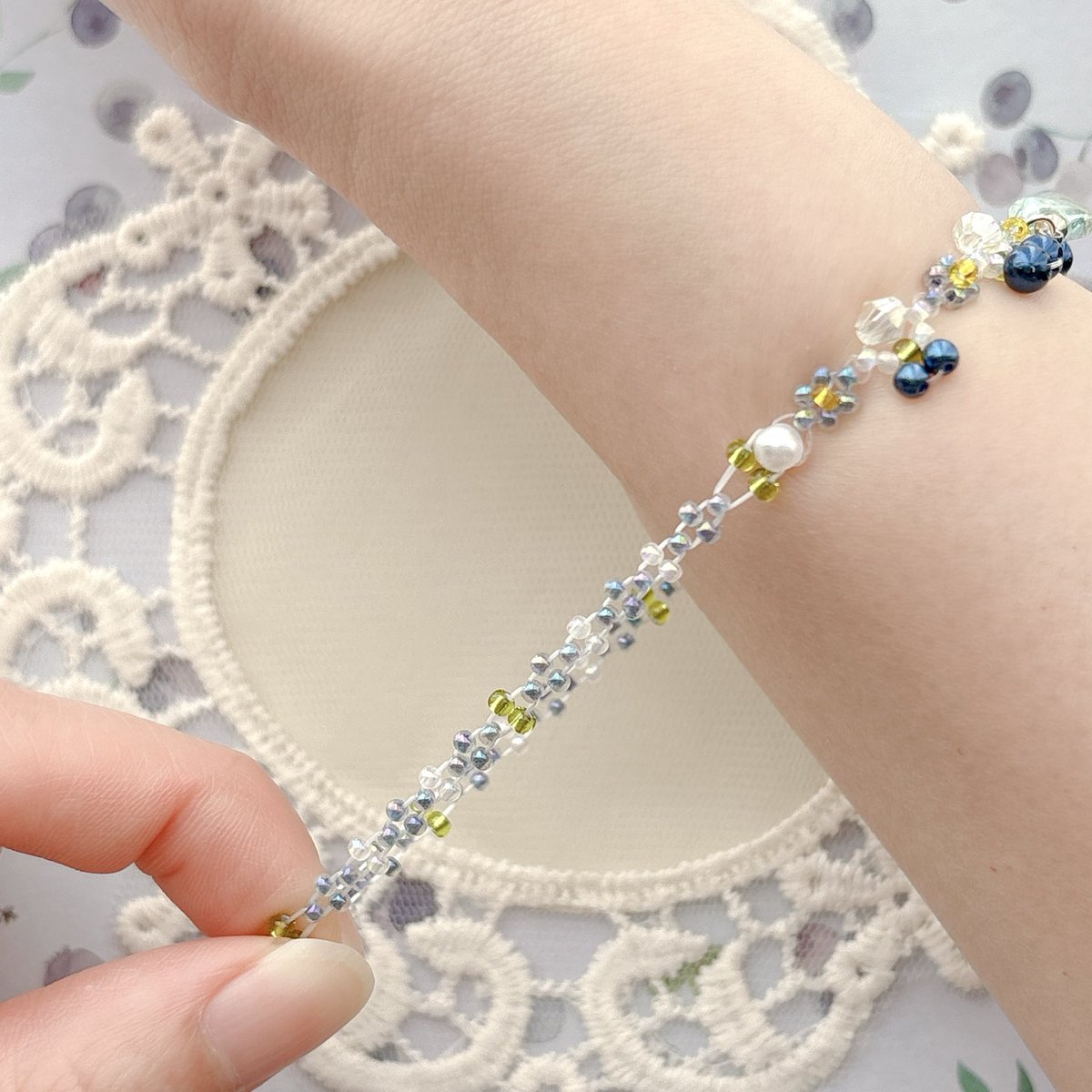 n_a_m_u_76's tweet image. blueberry🫐🌱

navy💙×green💚

#Namu #handmade #beads #seaglass #blueberry