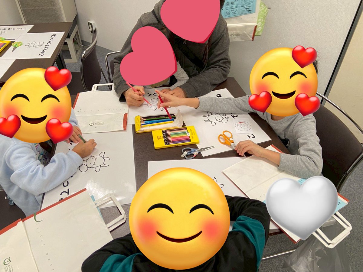 sizensi's tweet photo. うしはくたんけんたい2025、無事終了しました！🐮

来てくださった方々ありがとうございました！
私たちも一日楽しく活動ができました。

動物たちの足跡のひみつ、沢山お勉強できましたか？🐾
これからも皆さんに自然史の面白さを伝えていけるよう、活動を続けていきます。
またお会いしましょう〜✨ https://t.co/ZyWwEC2w7i